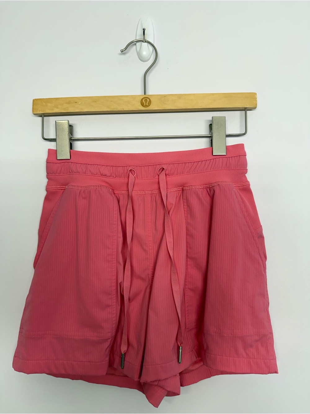 Lululemon Dance Studio High-Rise Short 3.5" Sakura Pink Size 2